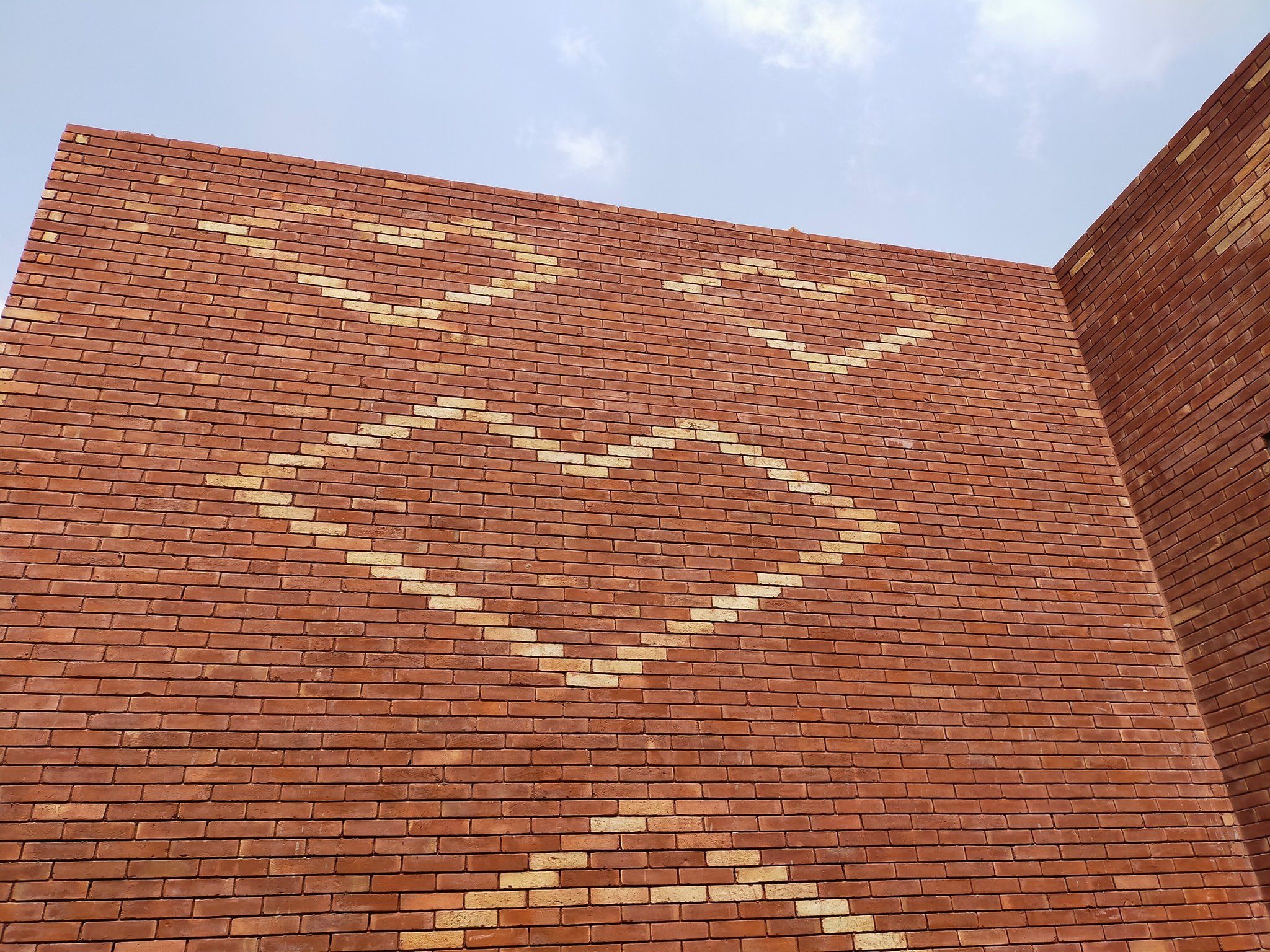 Red brick gutka tile texture