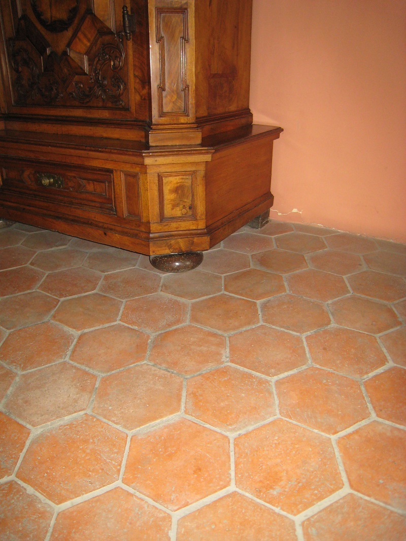 Hexagon Clay Floor Tiles 6×6