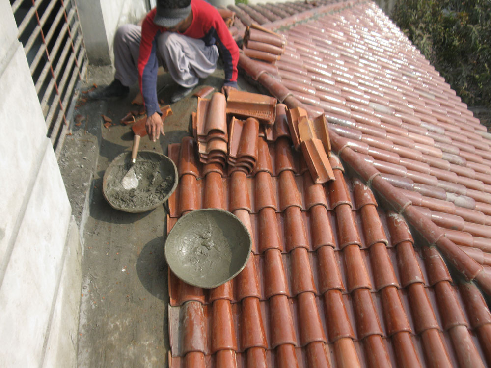 Spanish Glazed Roof Tile 11"